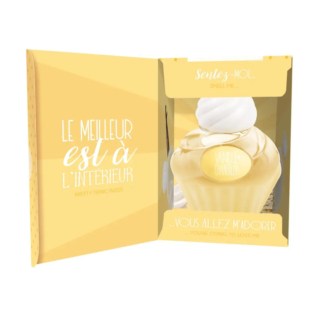 Vanilla Whipped Cream Cupcake 1.7oz