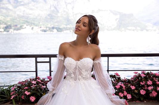 Ariana wedding dresses 5015